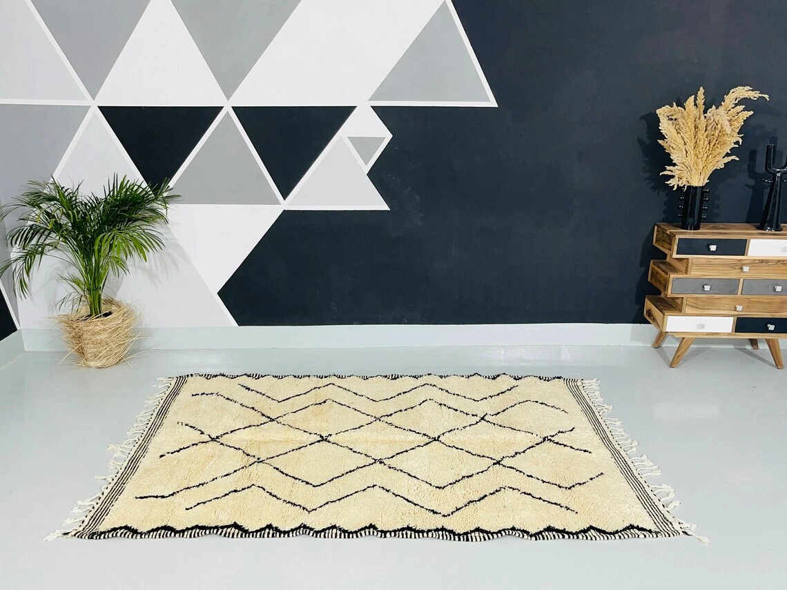 Caravan  Path Moroccan wool Rug