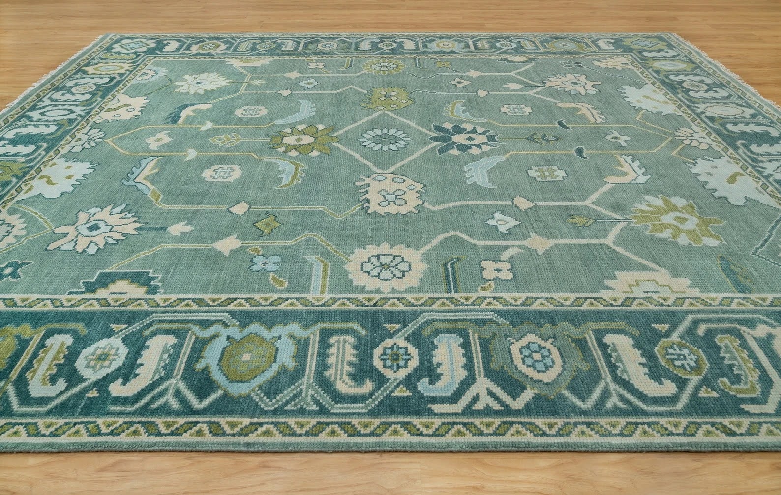 Heritage Vine Oushak Rug